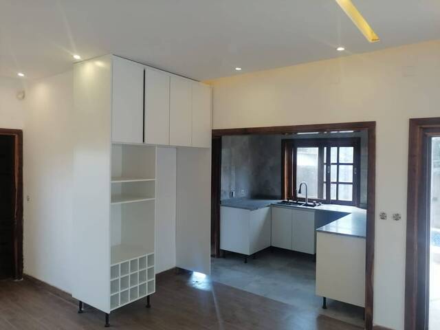 #38 - Casa para Venda em Maputo - Maputo