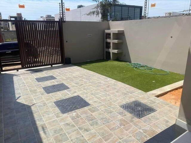 #54 - Casa para Venda em Maputo - Maputo