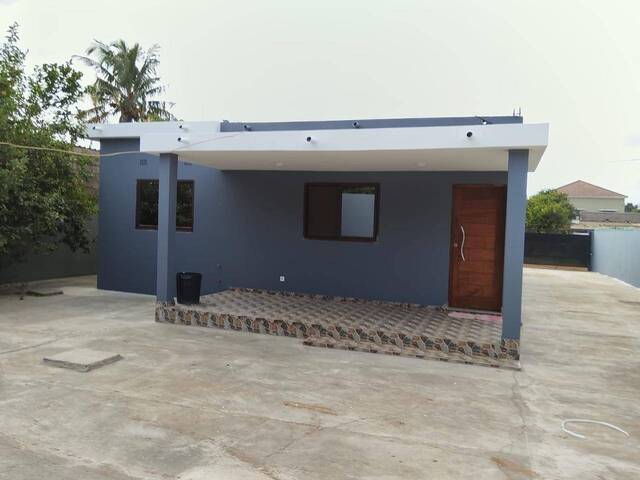#60 - Casa para Venda em Maputo - Maputo