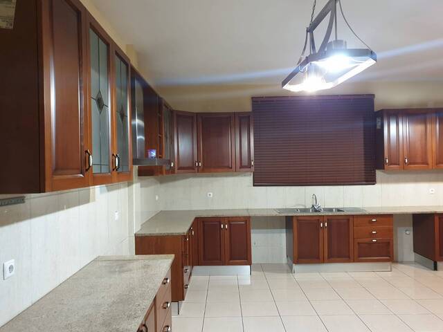 #75 - Casa para Venda em Maputo - Maputo