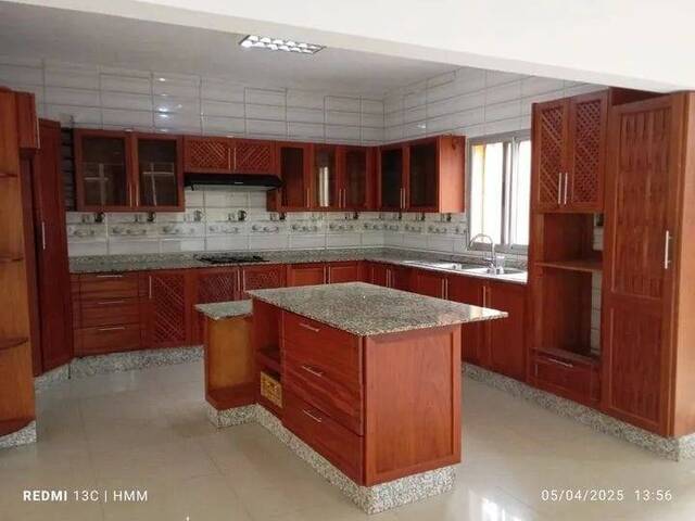 #78 - Casa para Venda em Maputo - Maputo