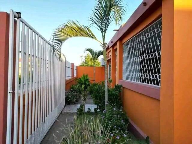 #97 - Casa para Venda em Maputo - Maputo