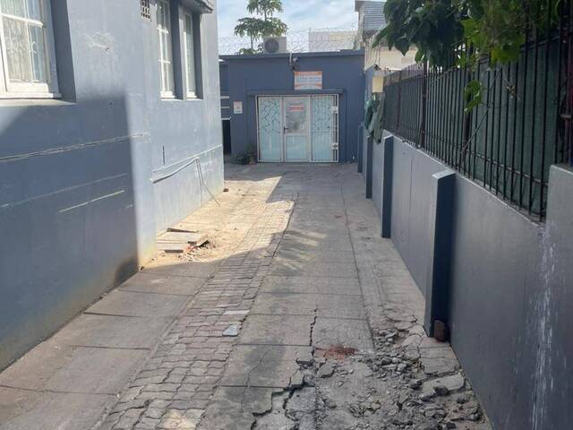 #106 - Casa para Venda em Maputo - Maputo