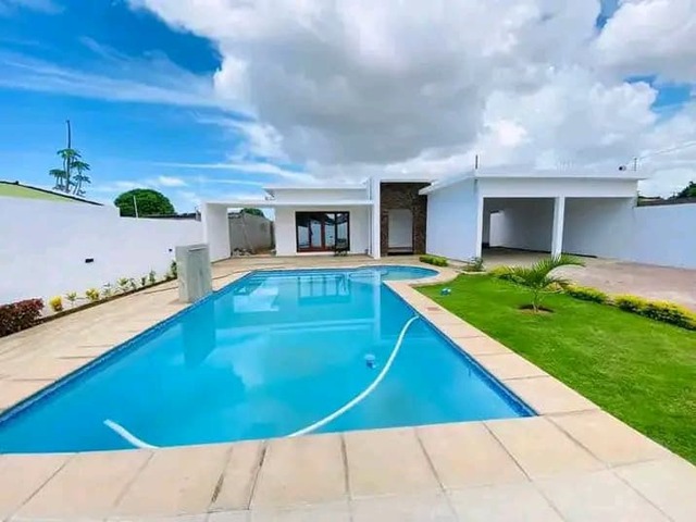 #107 - Casa para Venda em Maputo - Maputo