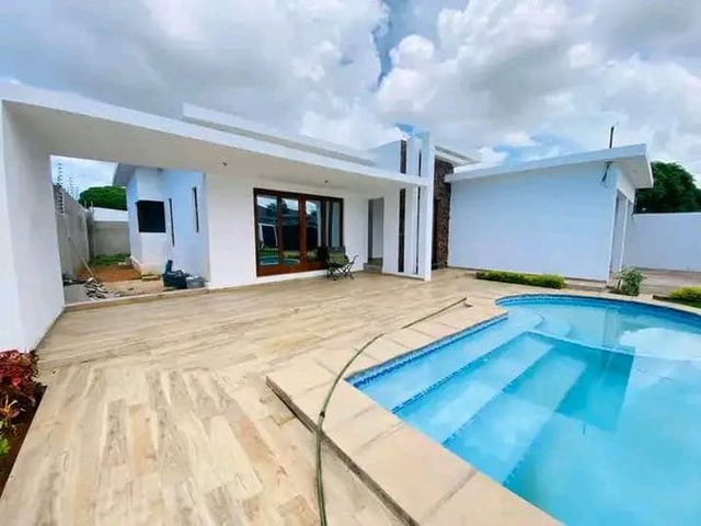 #107 - Casa para Venda em Maputo - Maputo