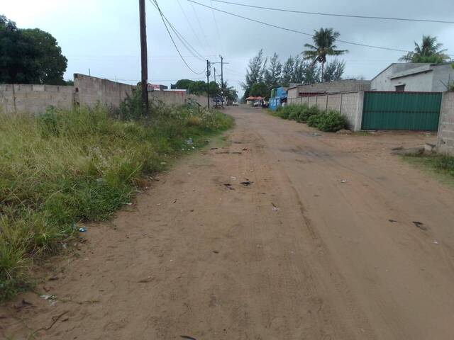 Terreno para Venda em Maputo - 3