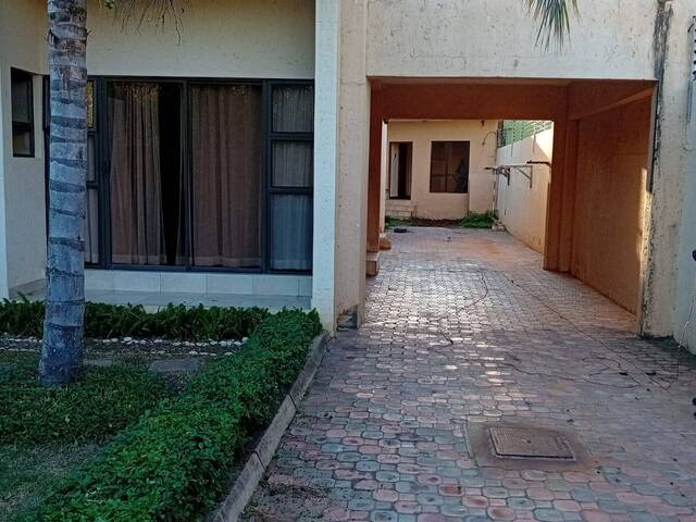 Casa para Arrendamento em Maputo - 2