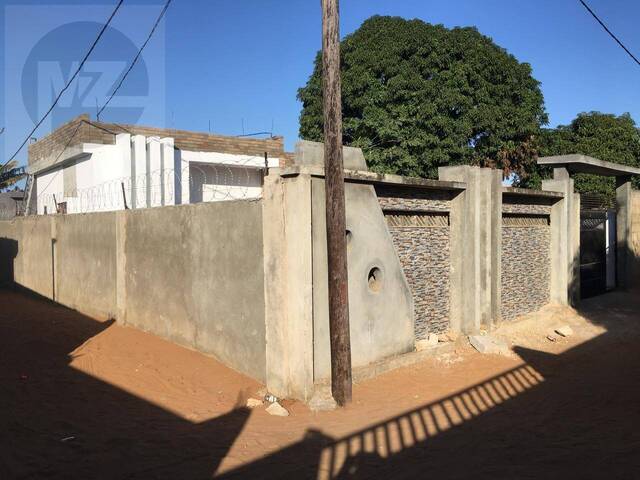 Venda em ALBAZINE - Maputo