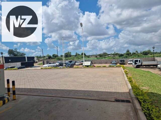 #388 - Estabelecimento para Venda em Maputo - Maputo