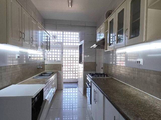 Apartamento para Arrendamento em Maputo - 2