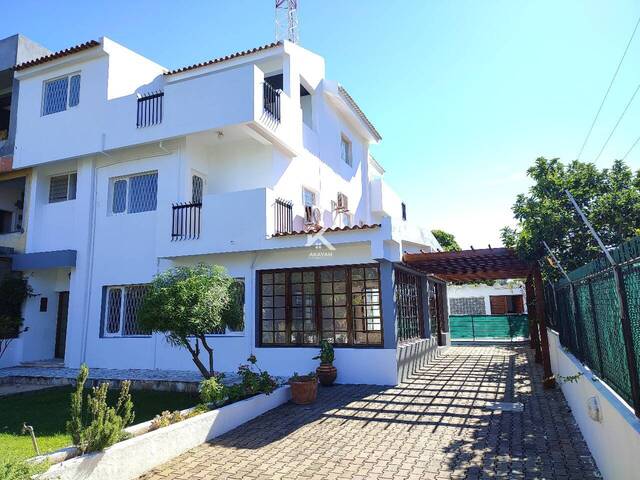 Casa para Arrendamento em Maputo - 2
