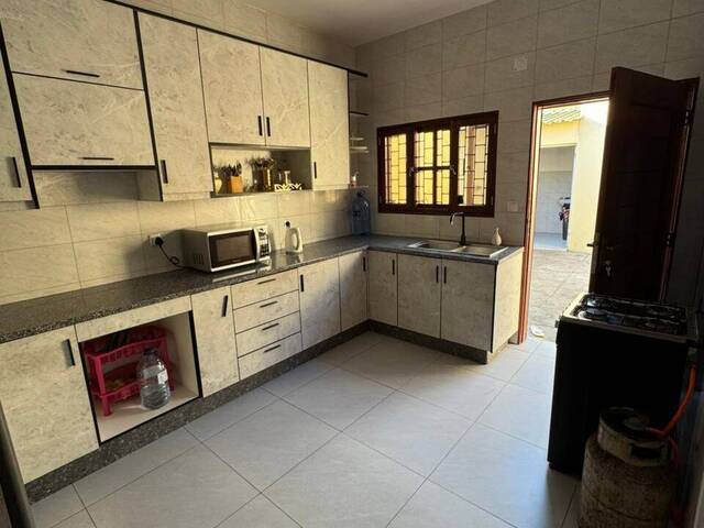 Apartamento para Arrendamento em Maputo - 2