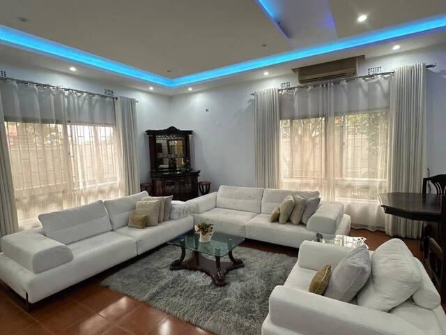 Casa para Arrendamento em Maputo - 2