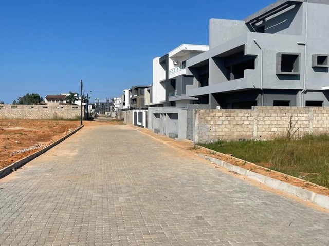 #1000 - Terreno para Venda em Maputo - Maputo
