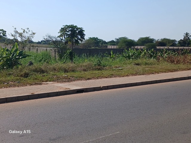 Terreno para Venda em Maputo - 4
