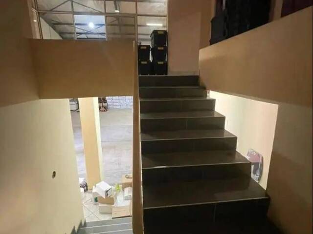 #1007 - Depósito para Venda em Maputo - Maputo