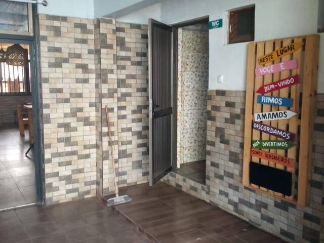 #1056 - Conjunto Comercial para Venda em Maputo - Maputo