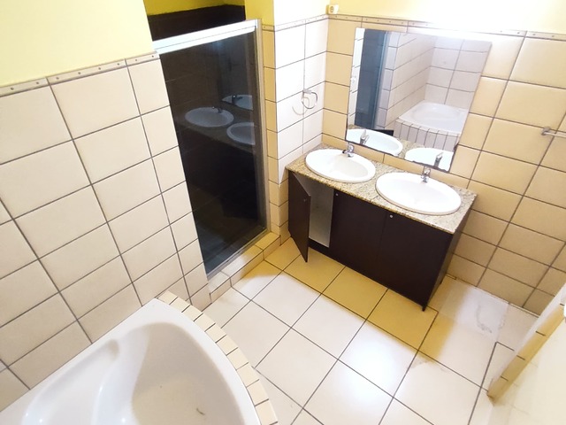Apartamento para Arrendamento em Maputo - 2