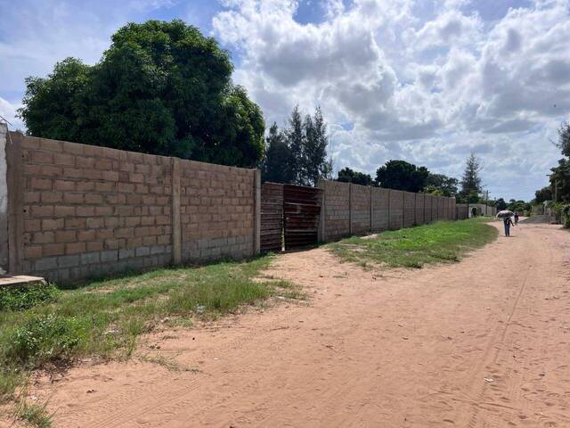 #1185 - Terreno para Venda em Maputo - Maputo