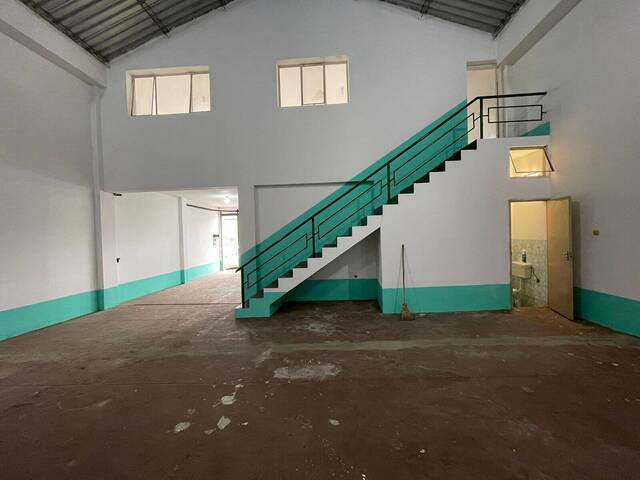 #1200 - Depósito para Venda em Maputo - Maputo