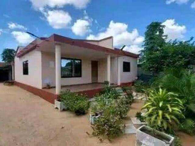 #1266 - Casa para Venda em Maputo - Maputo - 1