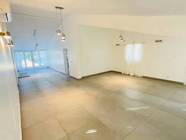 Casa para Arrendamento em Maputo - 3