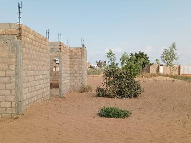 #1318 - Casa para Venda em Maputo - Maputo - 1