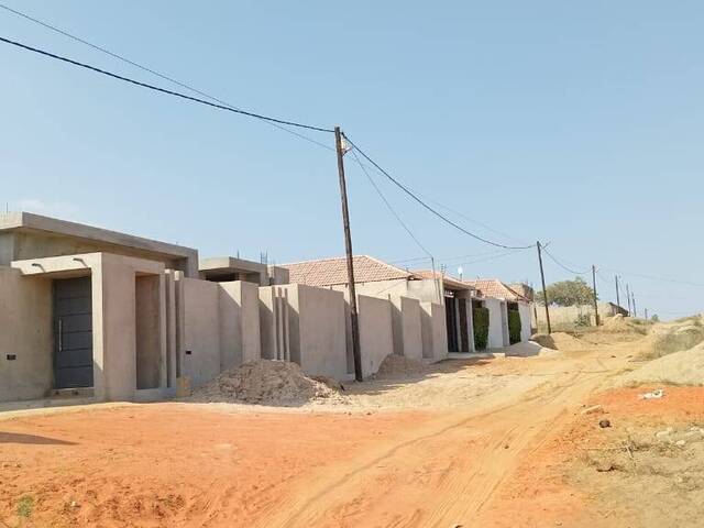 #1318 - Casa para Venda em Maputo - Maputo - 3