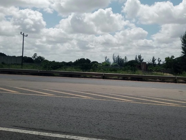 Terreno para Venda em Maputo - 4
