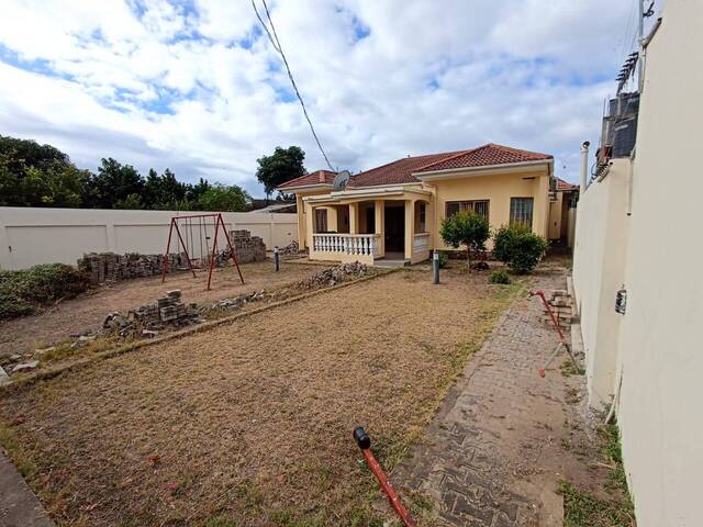 Casa para Arrendamento em Maputo - 2