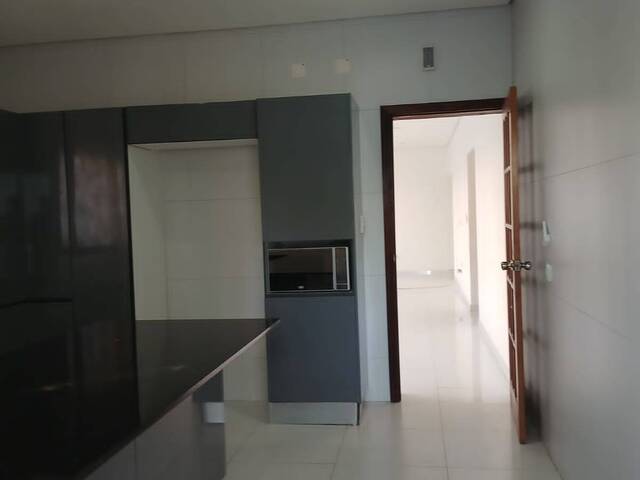 Apartamento para Arrendamento em Maputo - 4