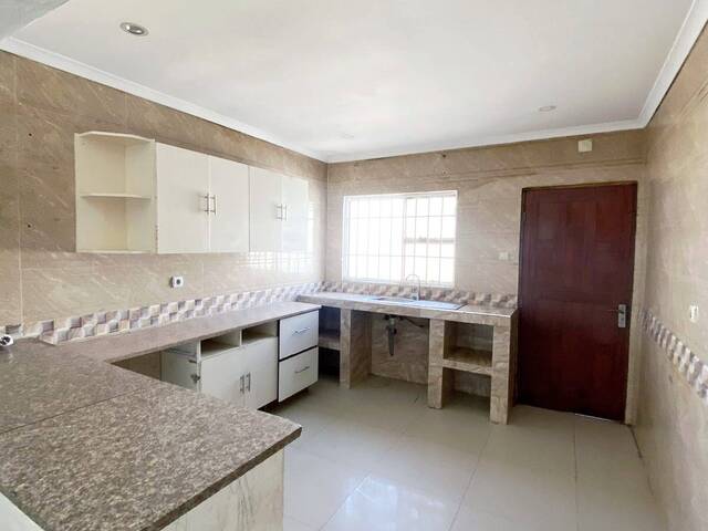 Casa para Arrendamento em Maputo - 5