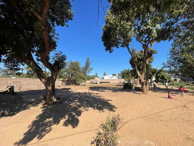 Terreno para Venda em Maputo - 3