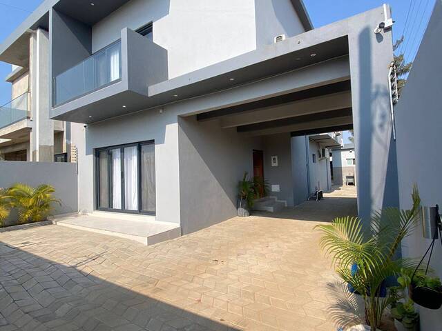 #1496 - Casa para Venda em Maputo - Maputo