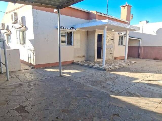 #1514 - Casa para Venda em Maputo - Maputo