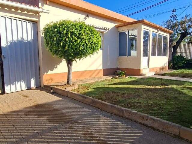 #1514 - Casa para Venda em Maputo - Maputo