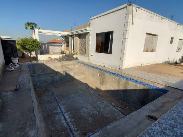 #1517 - Casa para Venda em Maputo - Maputo