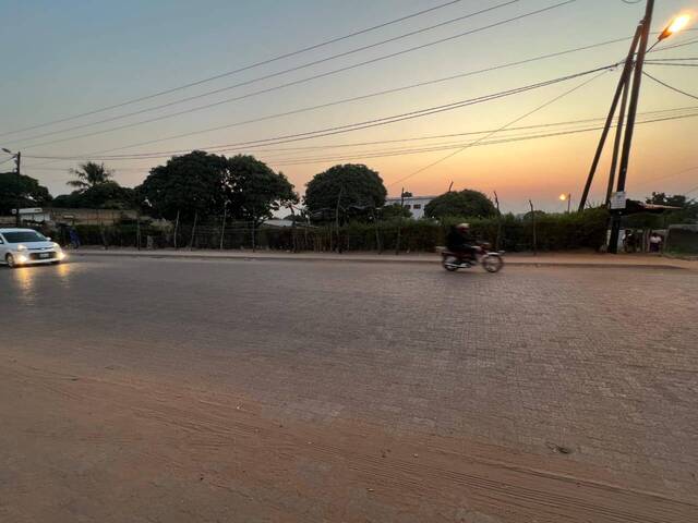 #1518 - Área para Venda em Maputo - Maputo