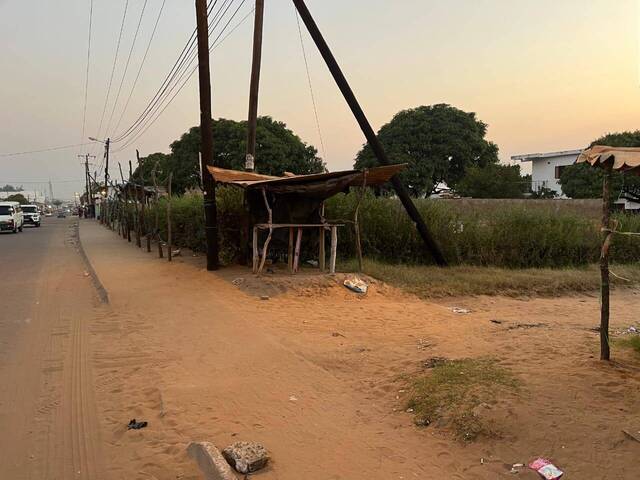 #1518 - Área para Venda em Maputo - Maputo