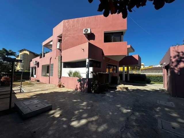 #1528 - Casa para Venda em Maputo - Maputo