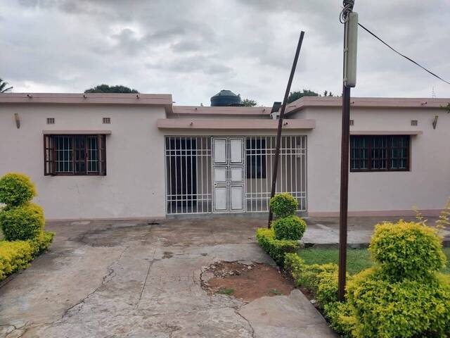 #1549 - Casa para Venda em Maputo - Maputo