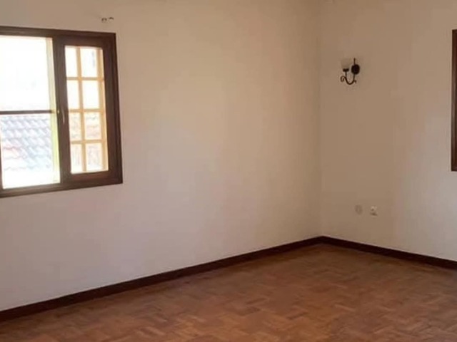 #1556 - Casa para Locação em Maputo - Maputo