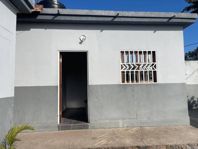 #1587 - Casa para Venda em Maputo - Maputo