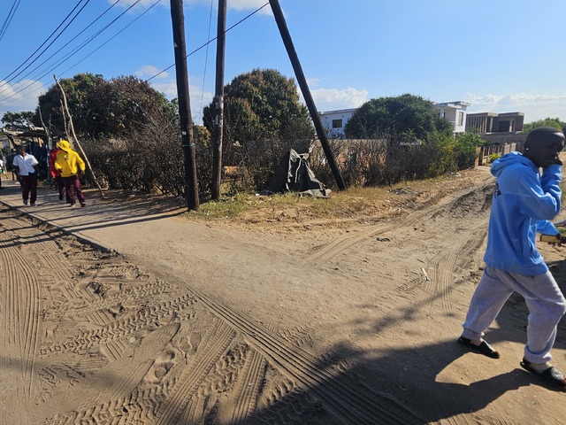 Terreno para Venda em Maputo - 5