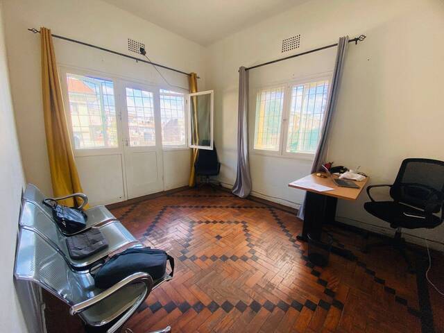 #1596 - Casa para Venda em Maputo - Maputo