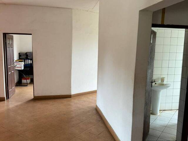 Área para Venda em Maputo - 4
