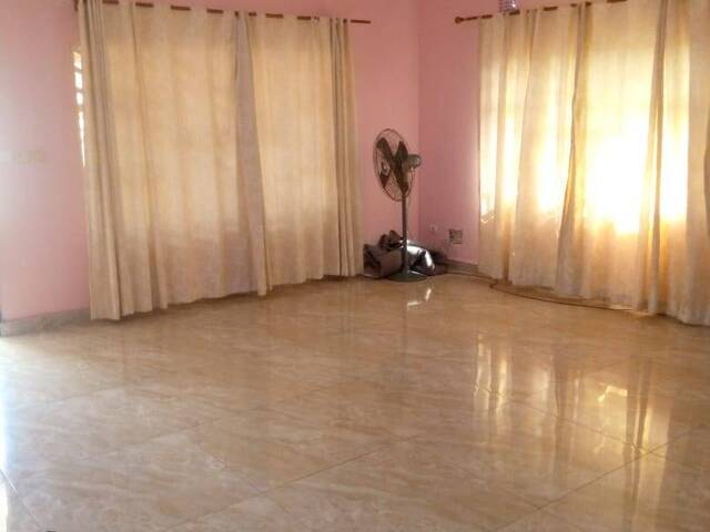 #1609 - Casa para Venda em Maputo - Maputo