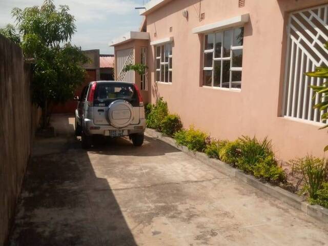 #1609 - Casa para Venda em Maputo - Maputo