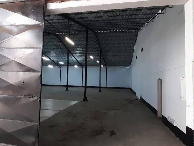 #1708 - Depósito para Arrendamento em Maputo - Maputo