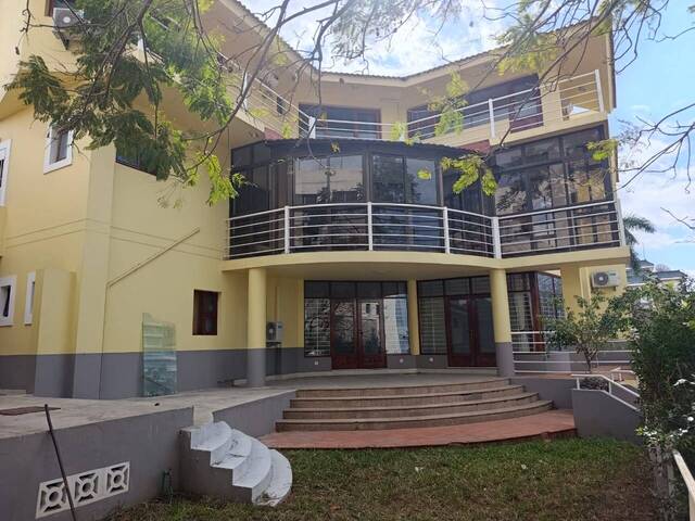Casa para Arrendamento em Maputo - 2